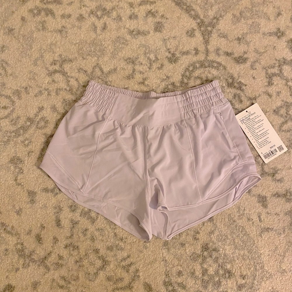 NWT Lululemon high rise hotty hot shorts